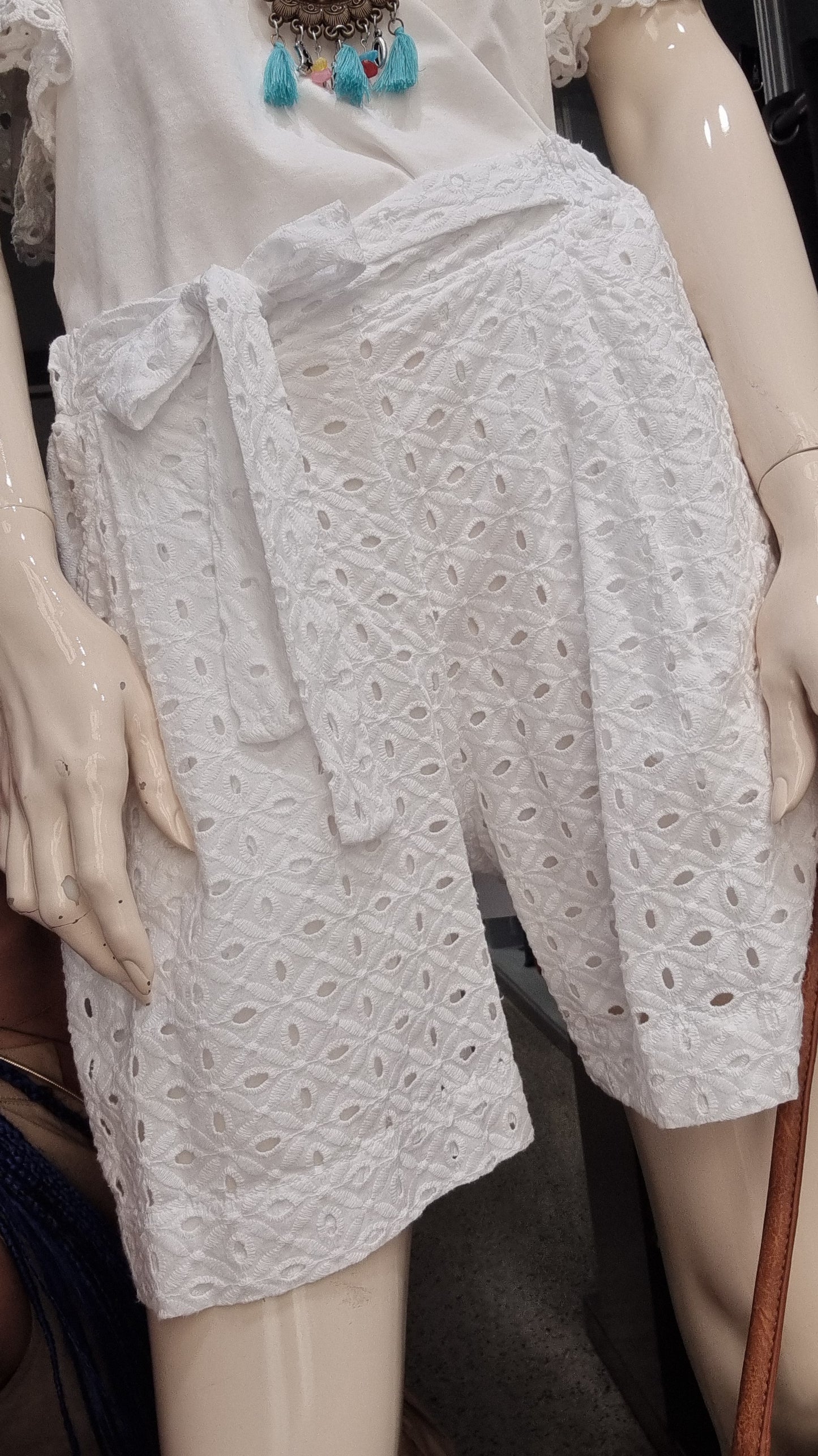 MARKUP Short macramè con cinta