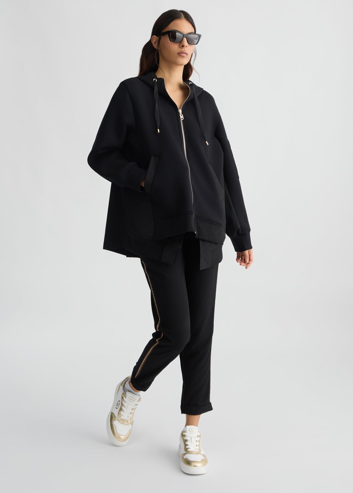LIU JO Giubbotto donna in neoprene nero over con inserti in cotone