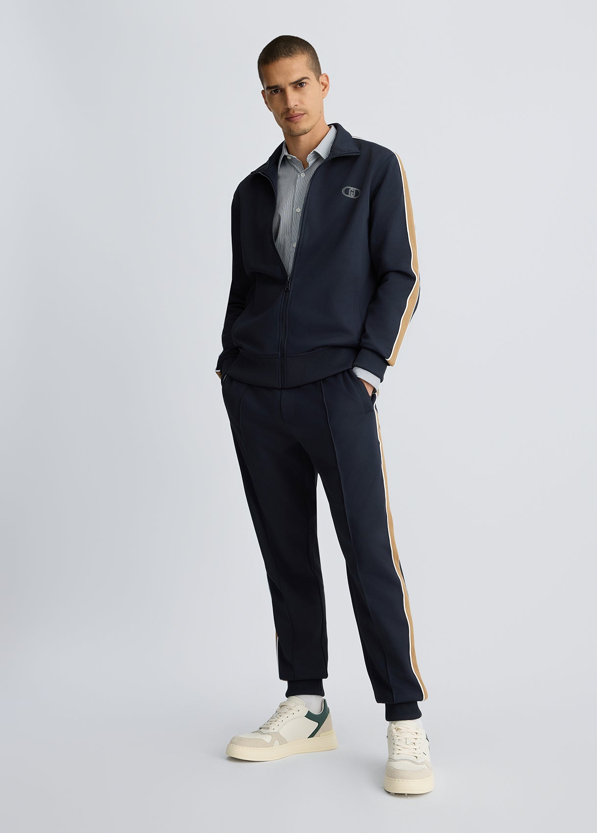 LIU JO Pantaloni da uomo in acetato blu con bande laterali in contrasto beige QA5134