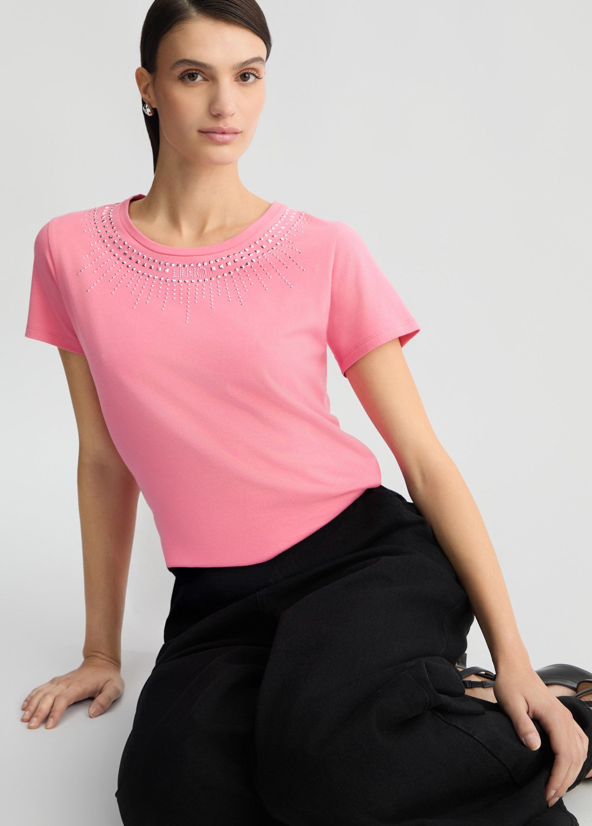 LIU JO T-Shirt maniche corte girocollo rosa con strass a raggiera rosa bianca o nera