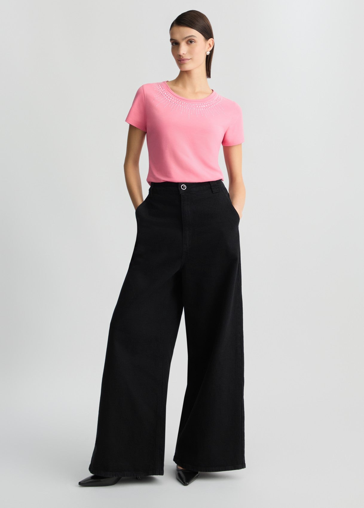 LIU JO T-Shirt maniche corte girocollo rosa con strass a raggiera rosa bianca o nera