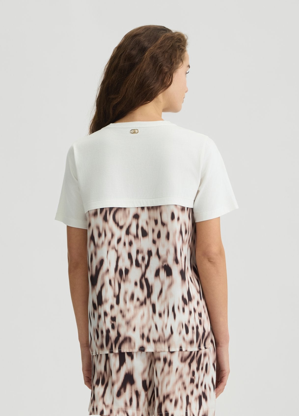 LIU JO T-Shirt maniche corte con oblò e inserto in raso stampa animalier