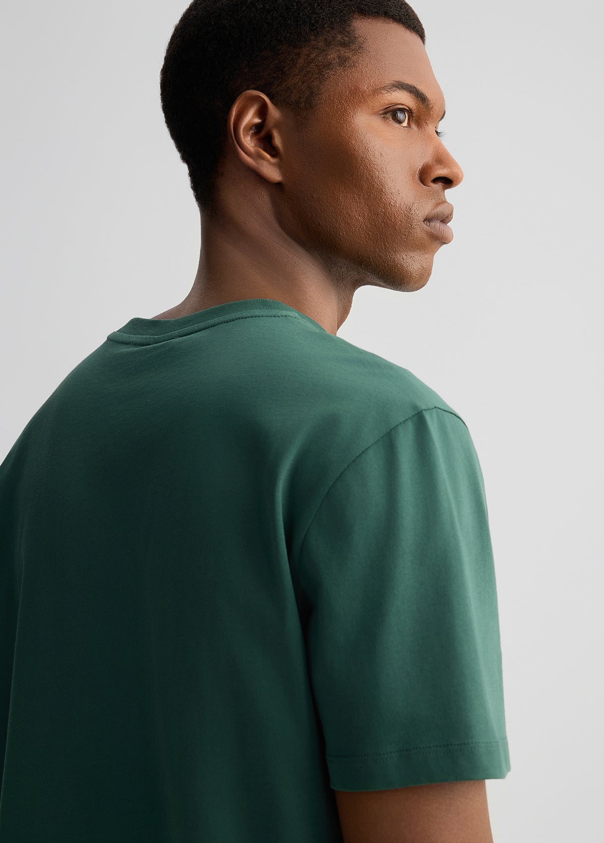 LIIU JO T-Shirt uomo maniche corte girocollo con logo piccolo gommato tono su tono