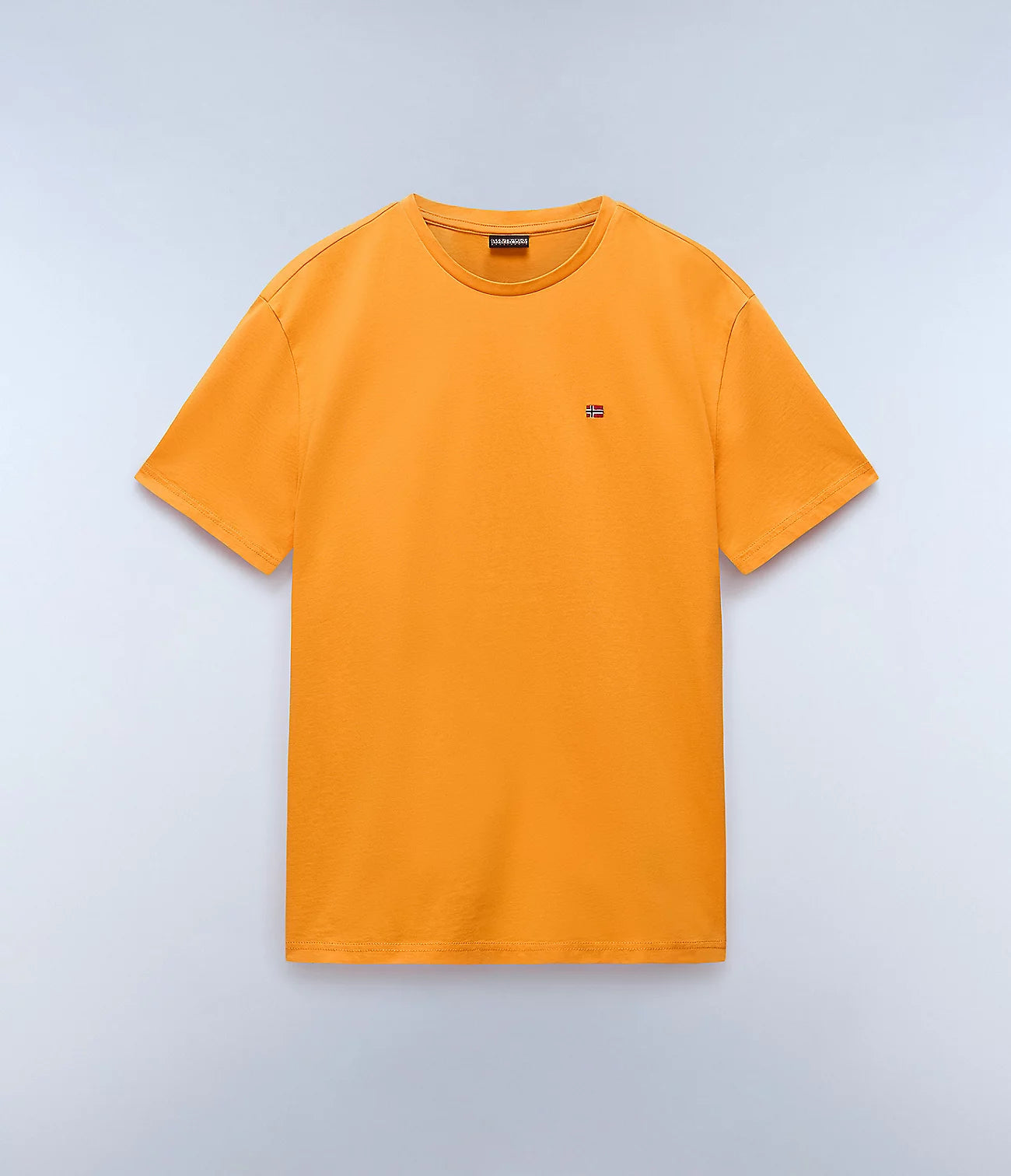 NAPAPIJRI T-Shirt girocollo maniche corte con bandierina ricamata sul petto SALIS SS SUM