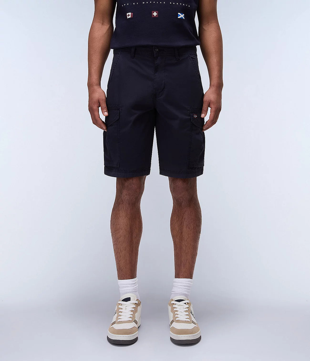NAPAPIJRI Bermuda uomo corto con tasconi laterali NOTO