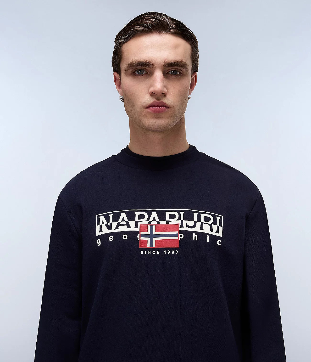 NAPAPIJRI Felpa uomo girocolo blu con maxi logo frontale AYLMER