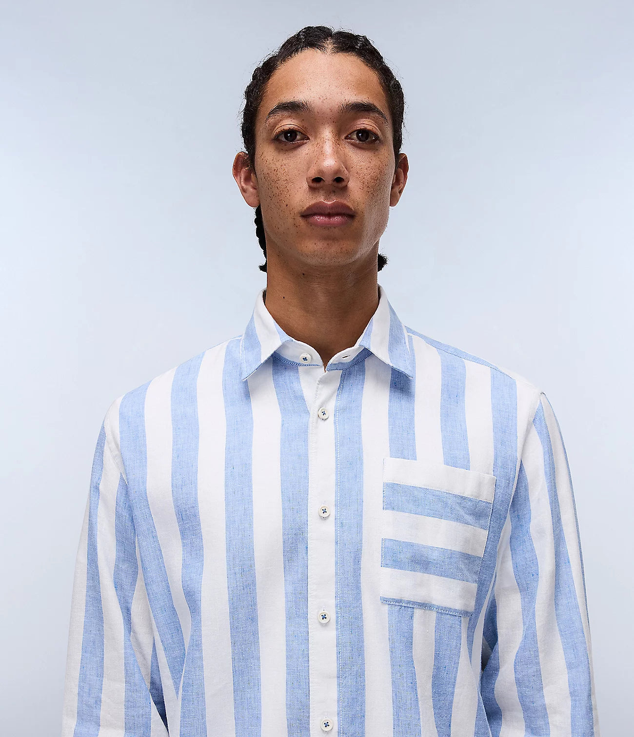 NAPAPIJRI Camicia uomo misto lino maniche lunghe e taschino G-BROLIO celeste e bianco