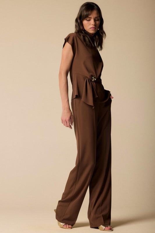 KOCCA Completo casacca e pantaloni con spilla oro