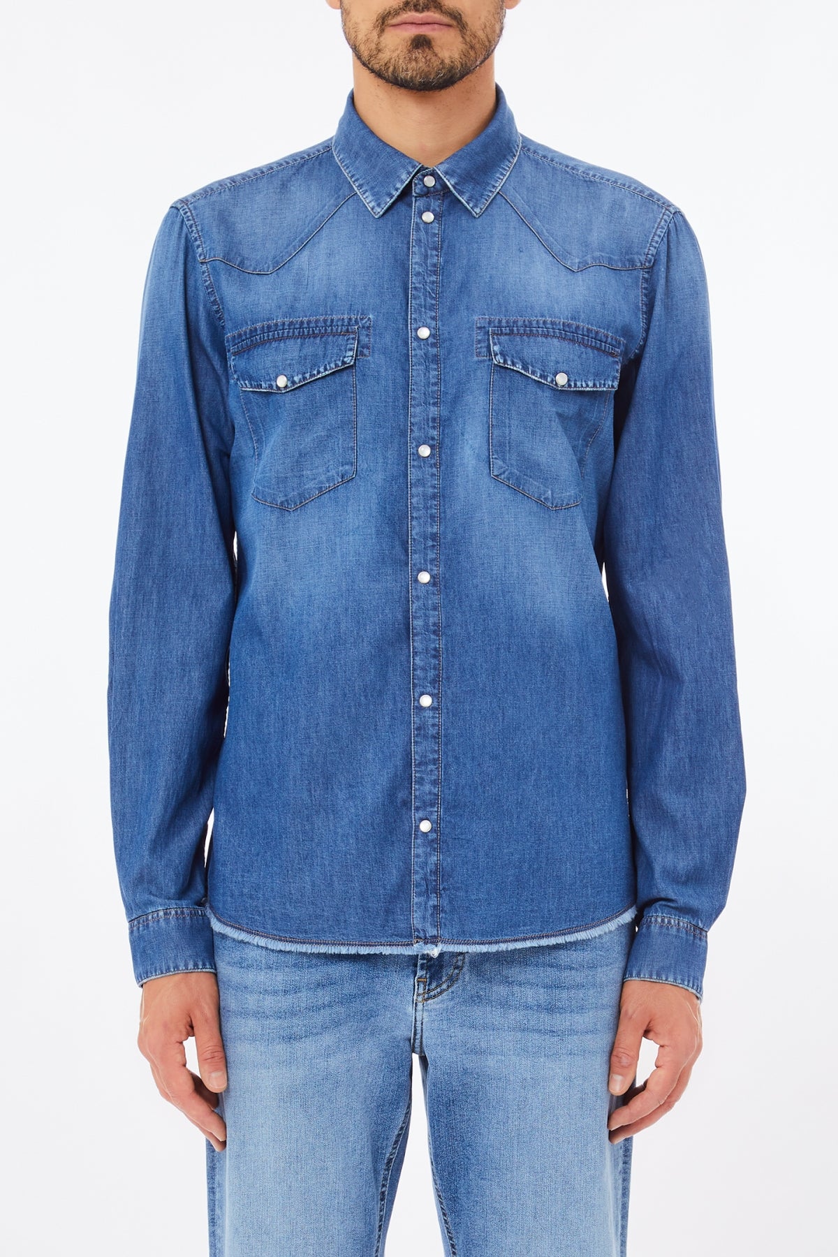 LIU JO Camicia di jeans lavaggio medio con taschini frontali e orlo a taglio vivo