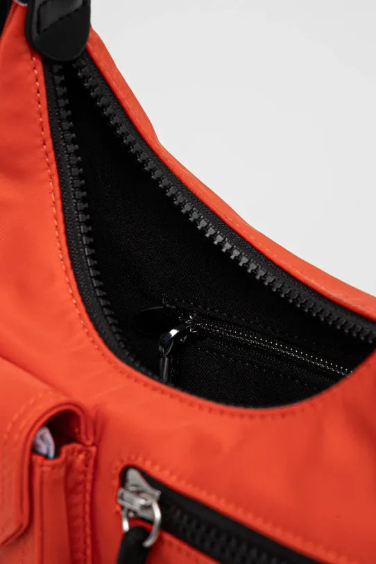 KARL LAGERFELD Borsa a spalla utility in nylon tinta unita con moschettone