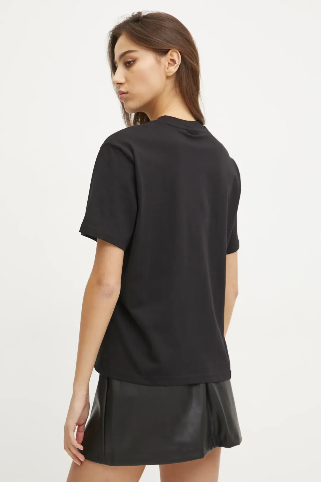 KARL LAGERFELD T-shirt donna a scatoletta, maniche corte nera con logo frontale in contrasto