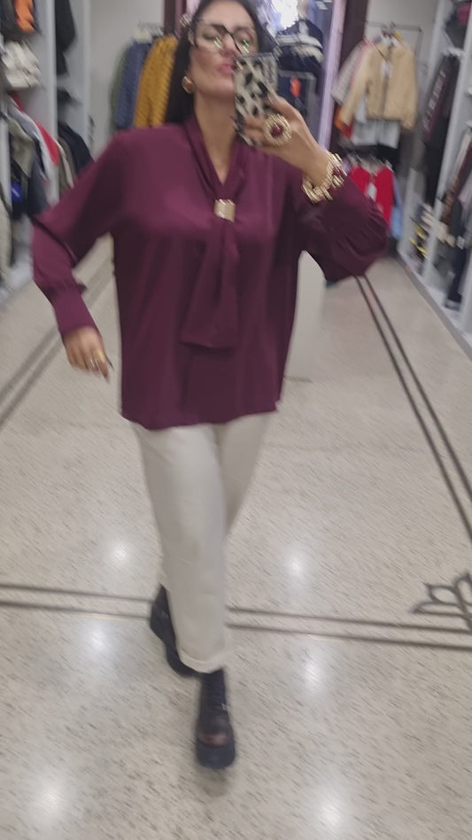 SUSY STAR Blusa con effetto cravatta