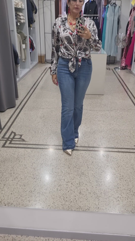 MARKUP Jeans a zampa con fondo sfrangiato