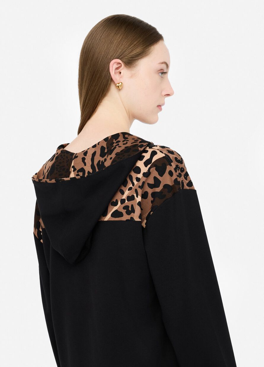 LIU JO Felpa con cappuccio e bottoni frontali nera con contrasto animalier