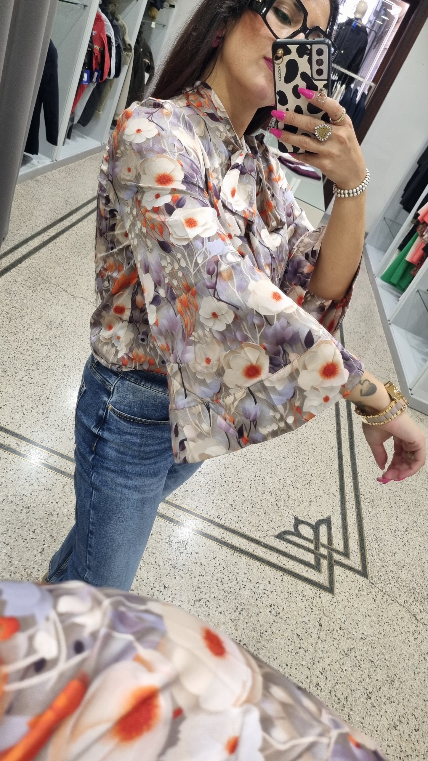ANONYME Camicia floreale con fiocco