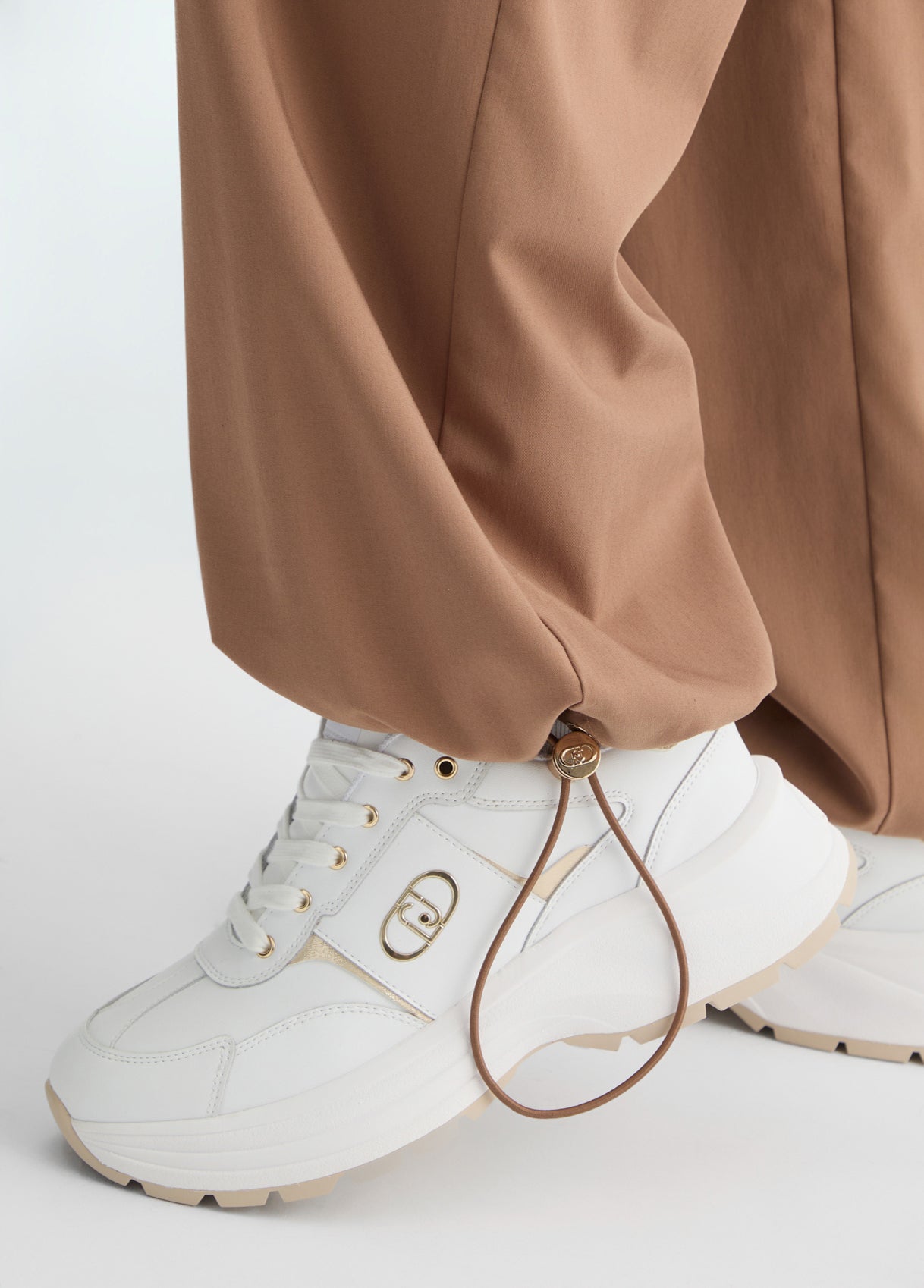 LIU JO Pantaloni cargo donna color caramello con coulisse sul fondo