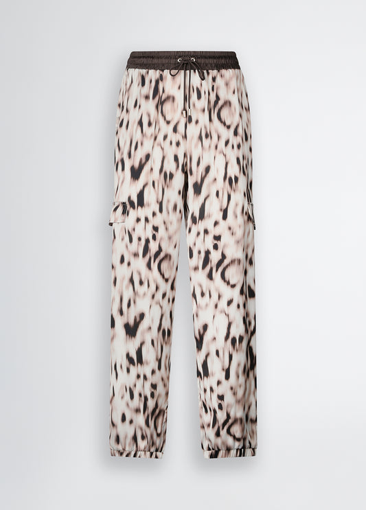 LIU JO Pantaloni jogger cargo in raso animalier marrone con molla sul fondo