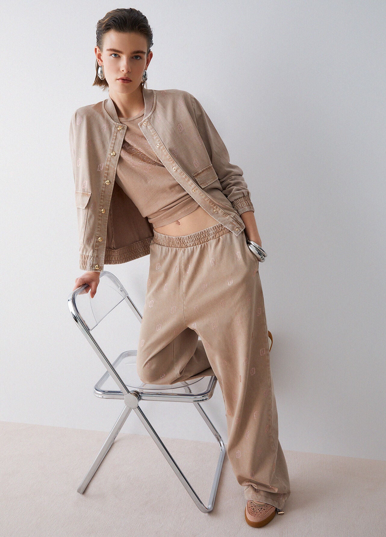 LIU JO Pantaloni in jersey delavè con strass