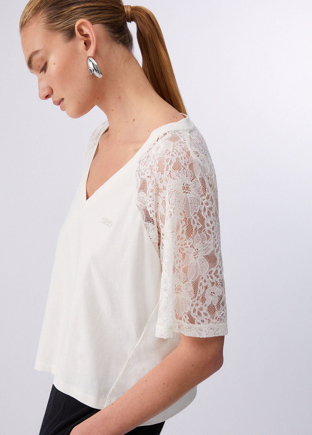 LIU JO T-shirt scollo a V con inserti in pizzo