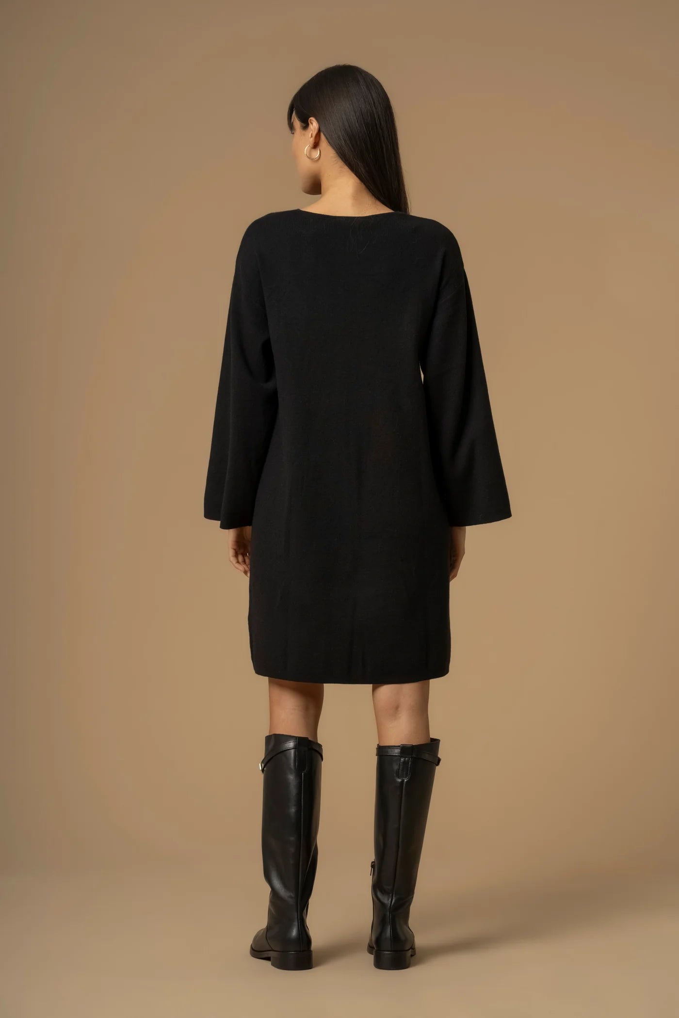 KOCCA abito con scollo V con catene IRES