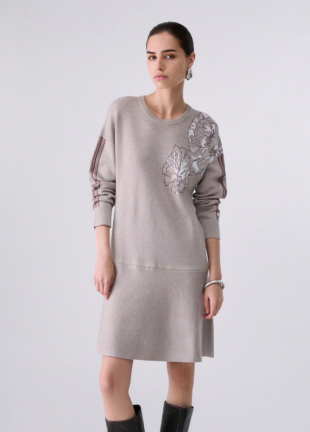 LIU JO Vestito in maglia jacquard con decorazione floreale sulla spalla