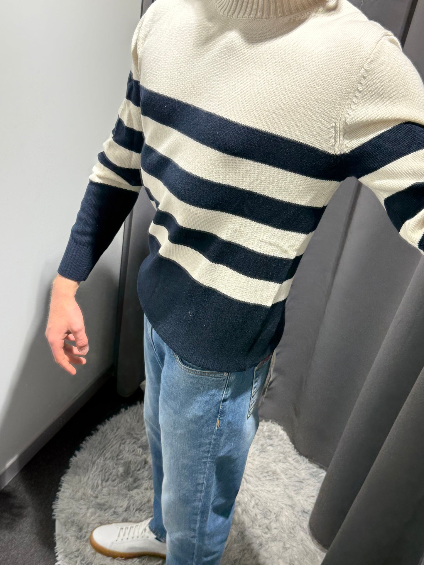 LIU JO Maglia in filo di cotone a fasce bianche e blu e bottoni sulla spalla