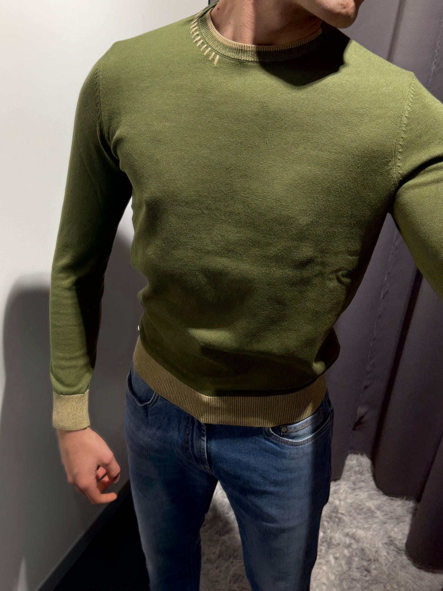 MARKUP Maglia girocollo uomo in cotone verde militare  con contrasti beige