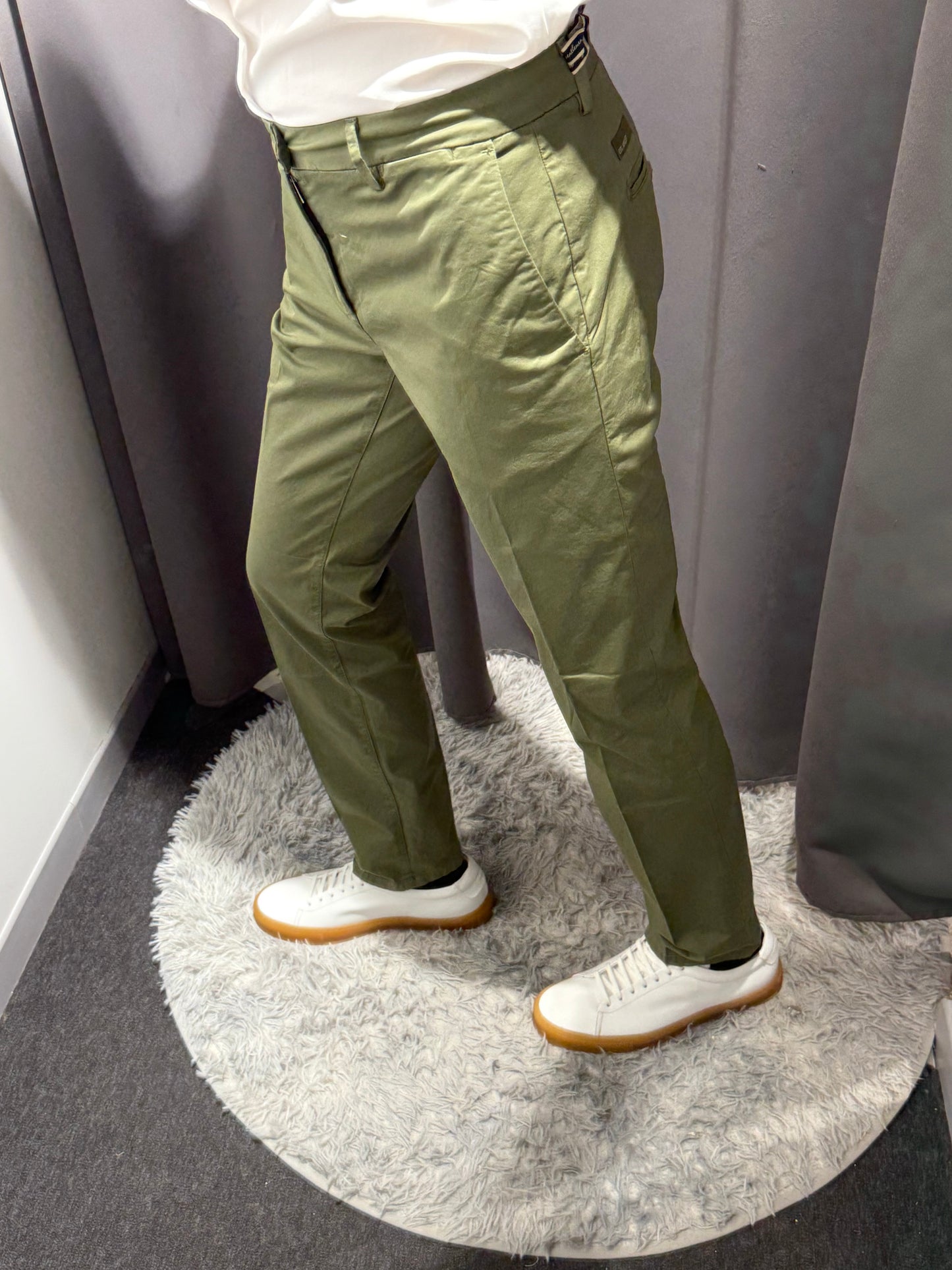 TELERIA ZED Pantaloni in gabardina di cotone leggero gamba slim tasca america