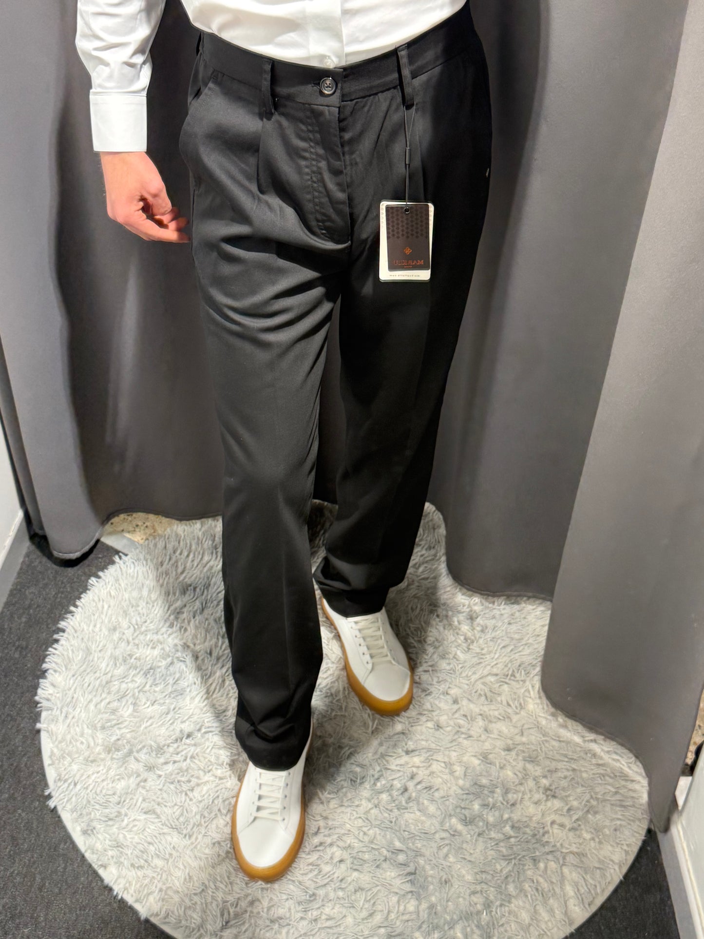 MARKUP Pantaloni jogger con molla e coulisse al punto vita