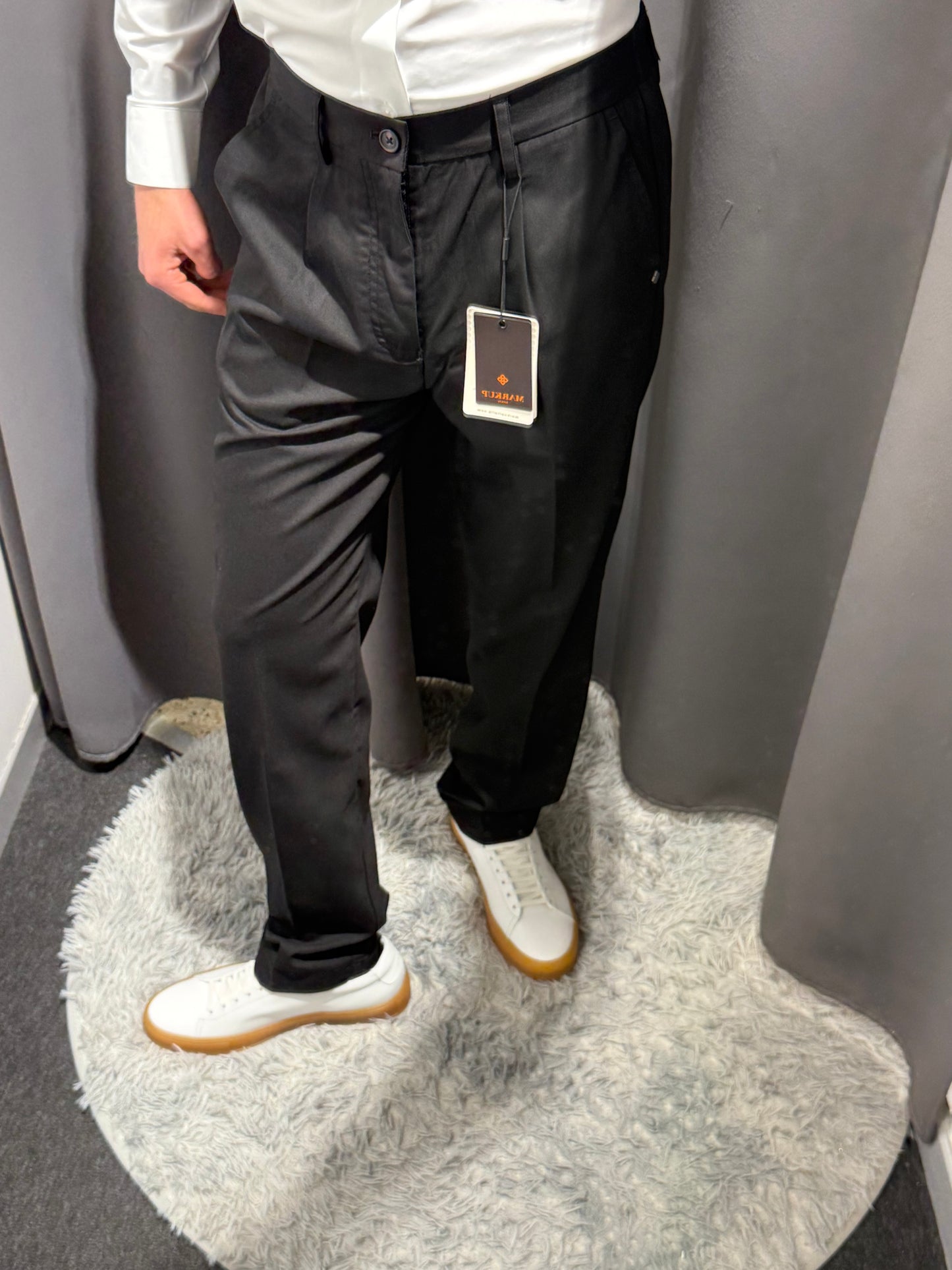 MARKUP Pantaloni jogger con molla e coulisse al punto vita