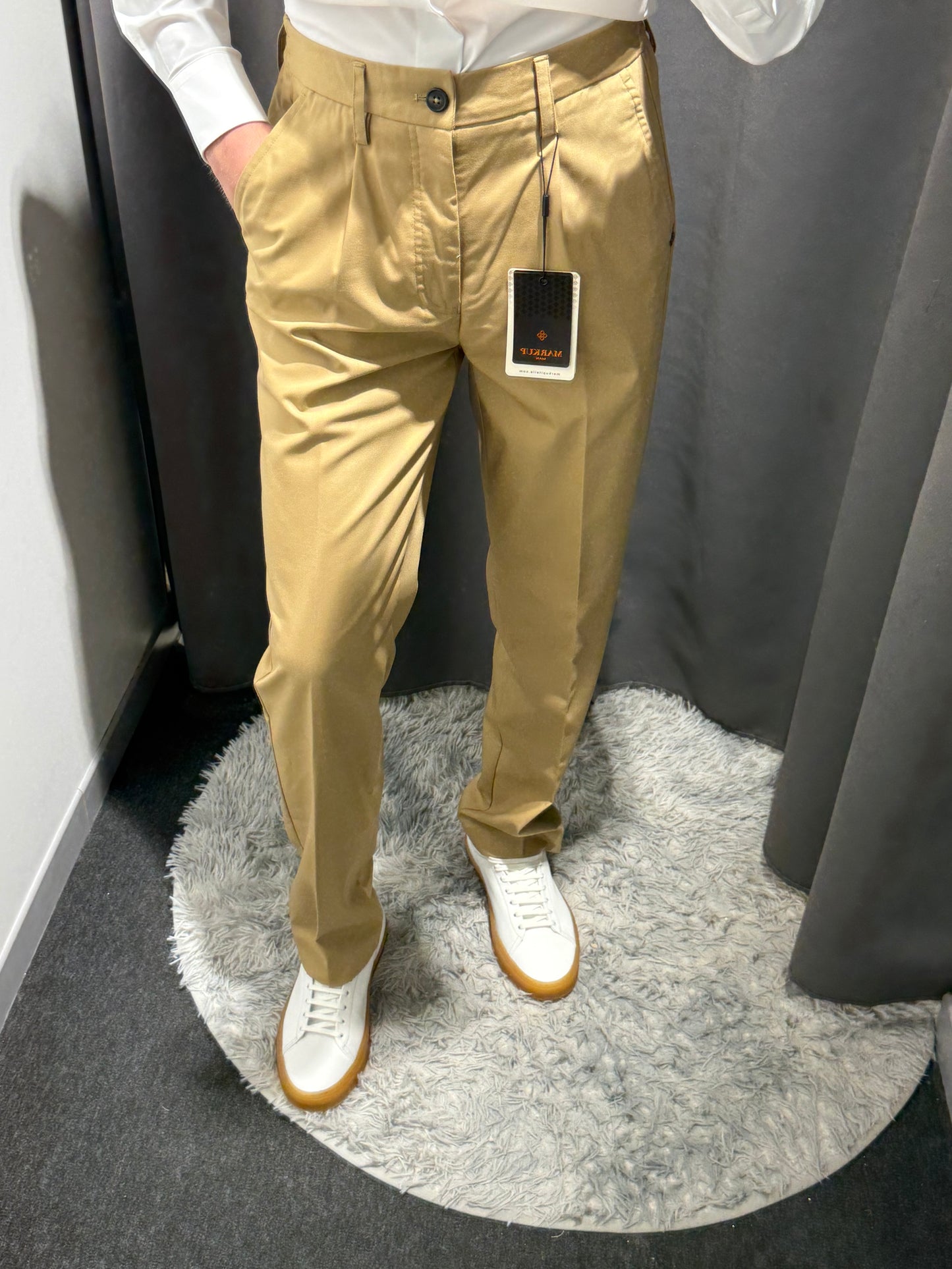 MARKUP Pantaloni jogger con molla e coulisse al punto vita