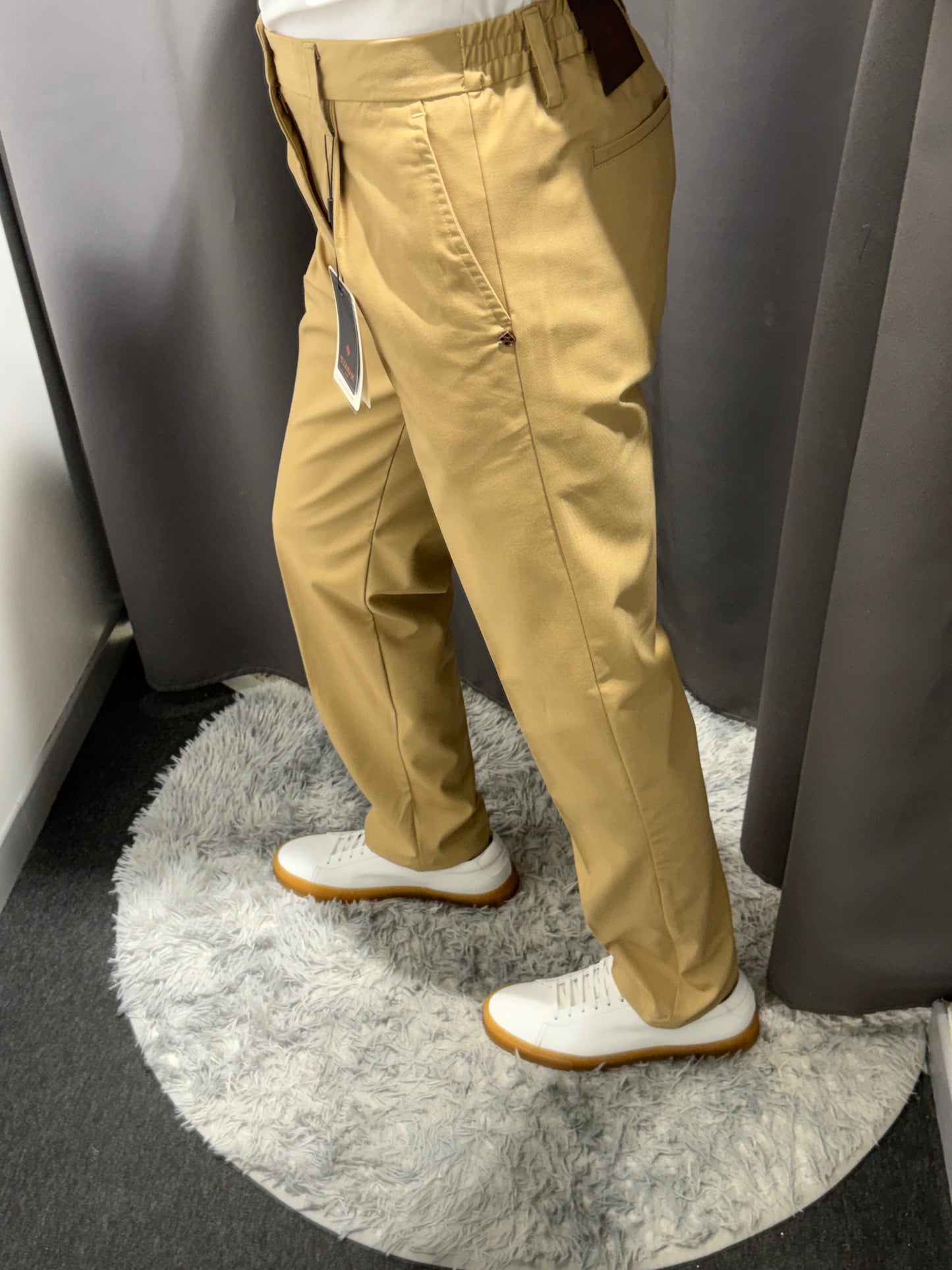 MARKUP Pantaloni jogger con molla e coulisse al punto vita