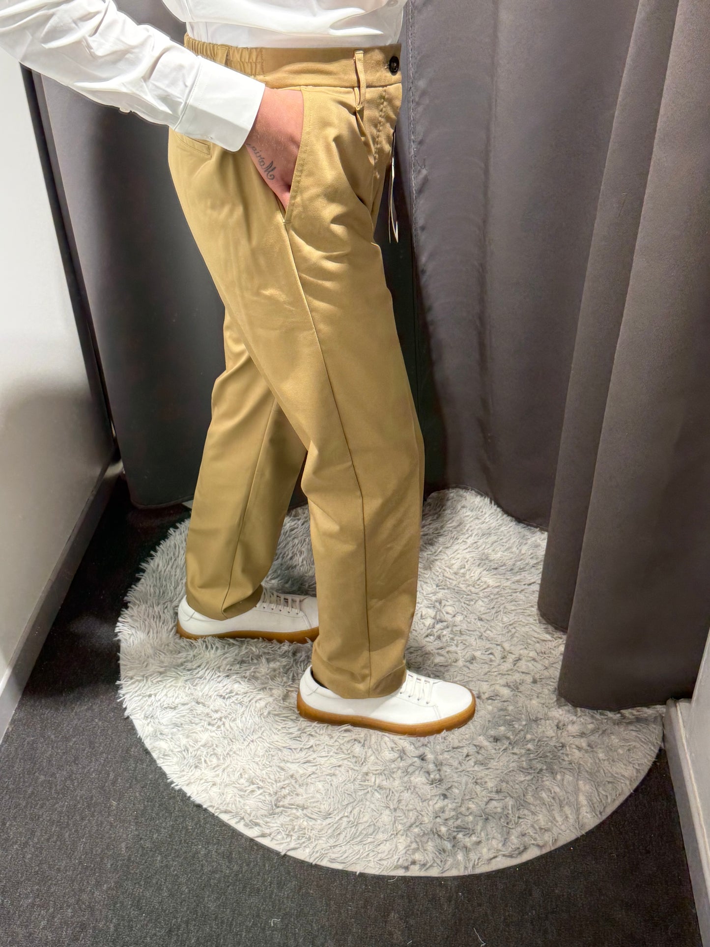 MARKUP Pantaloni jogger con molla e coulisse al punto vita