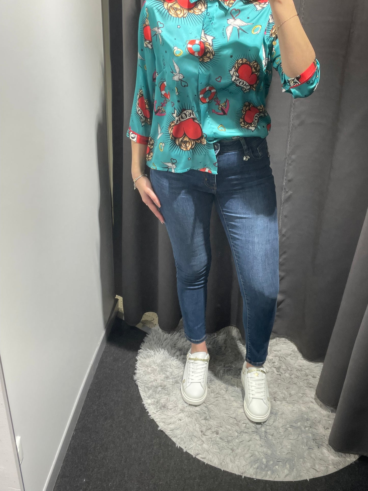 MARKUP Jeans gamba skinny con castoni sul bordo della tasca