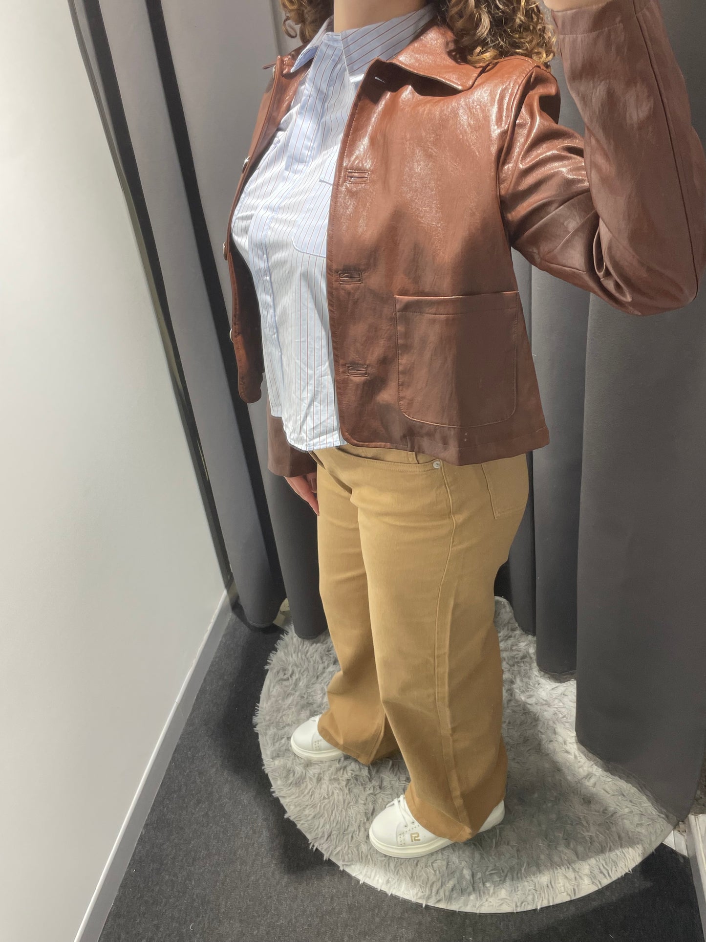 MARKUP Giacca in ecopelle con bottoni e taschine frontali cacao