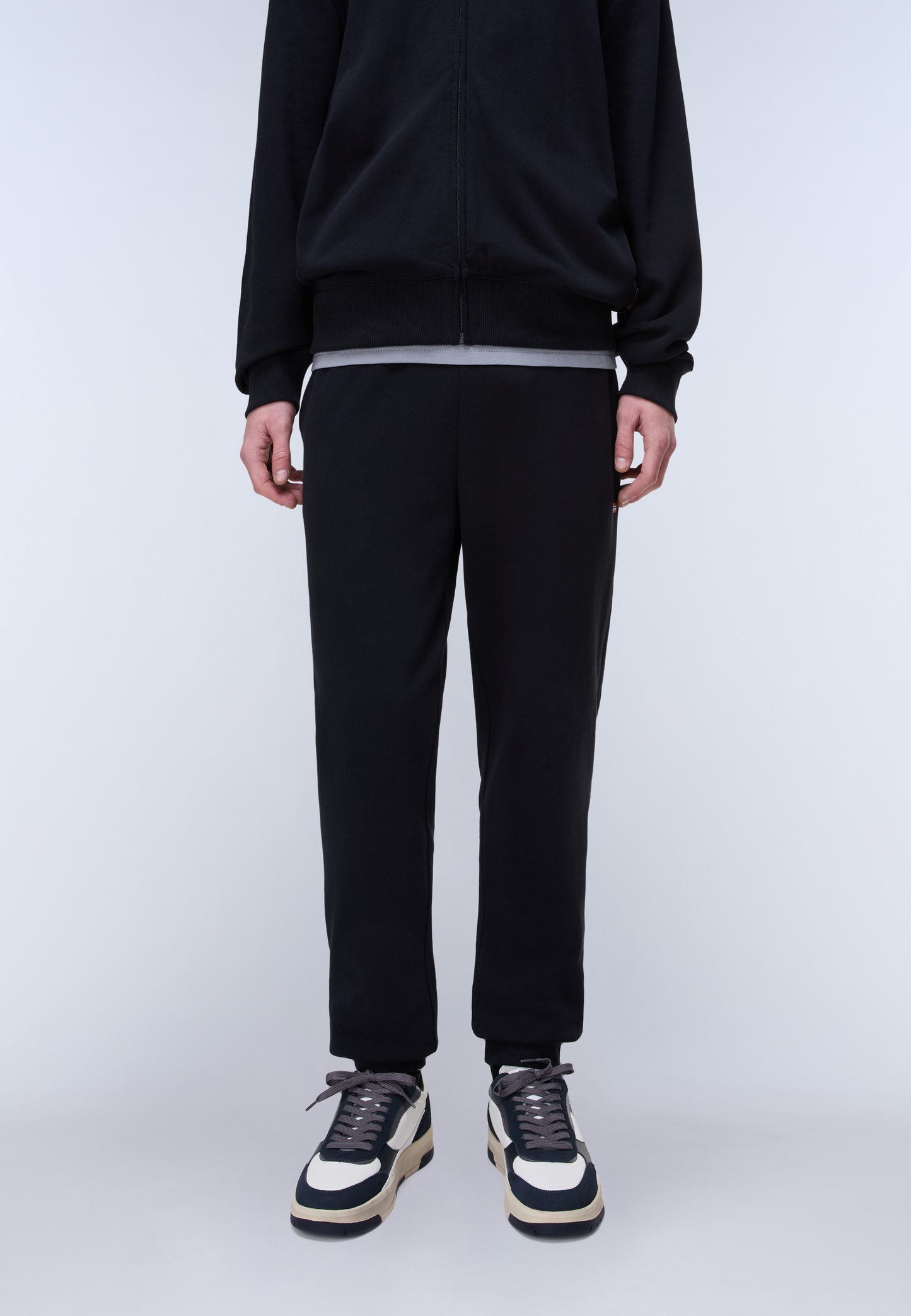 NAPAPIJRI Pantaloni in felpa MALIS con coulisse in vita e polsini sul fondo