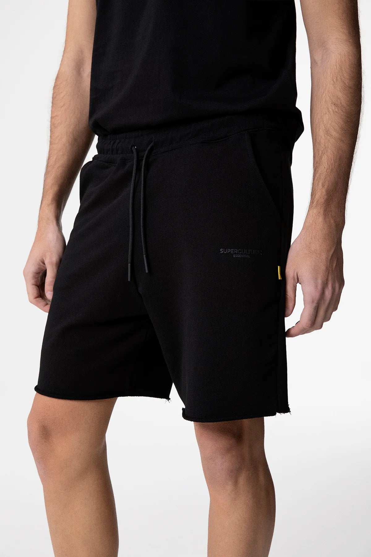 SUPERCULTURE Bermuda in felpa con l'orlo sfrangiato