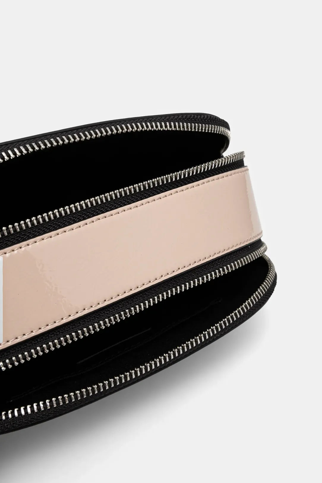 KARL LAGERFELD Borsa a tracolla donna in vinile doppia zip ovale con logo