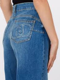 LIU JO Jeans a palazzo elasticizzato con ricamo sulla tasca posteriore
