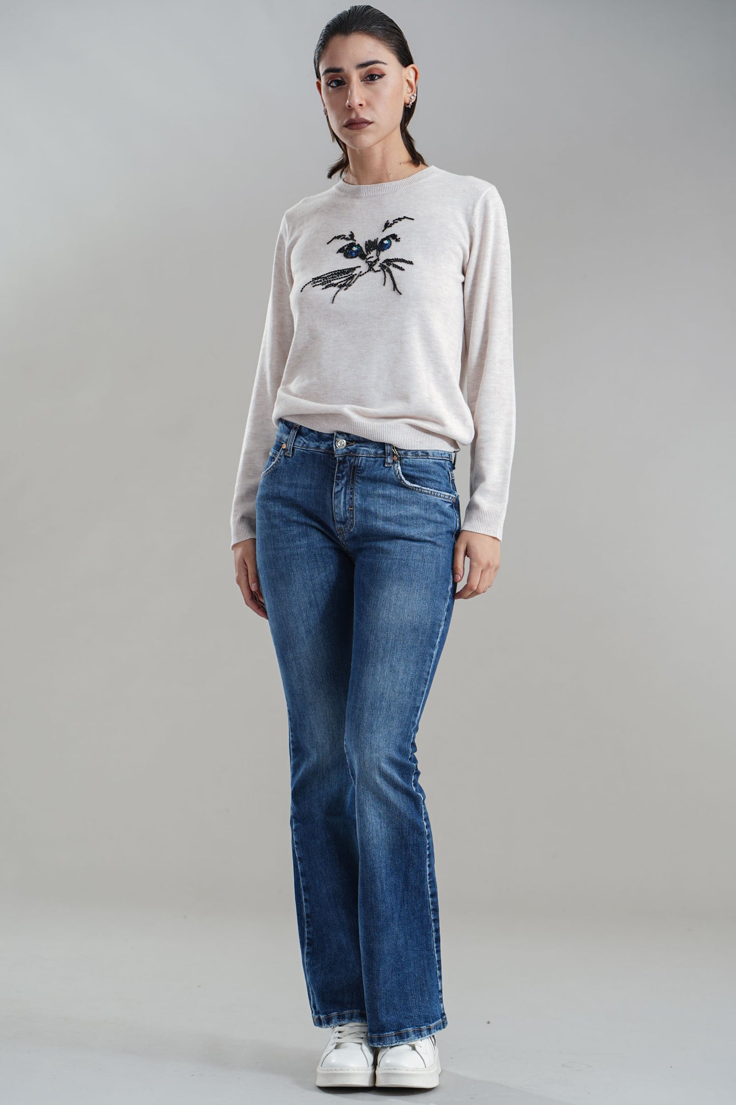 IL THÈ DELLE 5 Maglia girocollo con ricamo faccia gatto