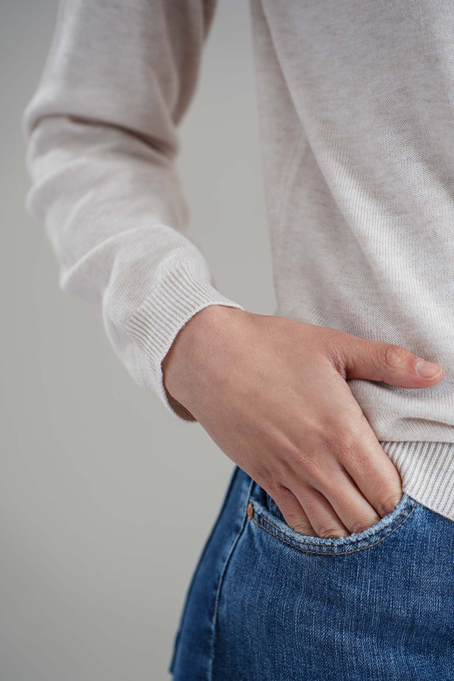 IL THÈ DELLE 5 Maglia girocollo con ricamo faccia gatto