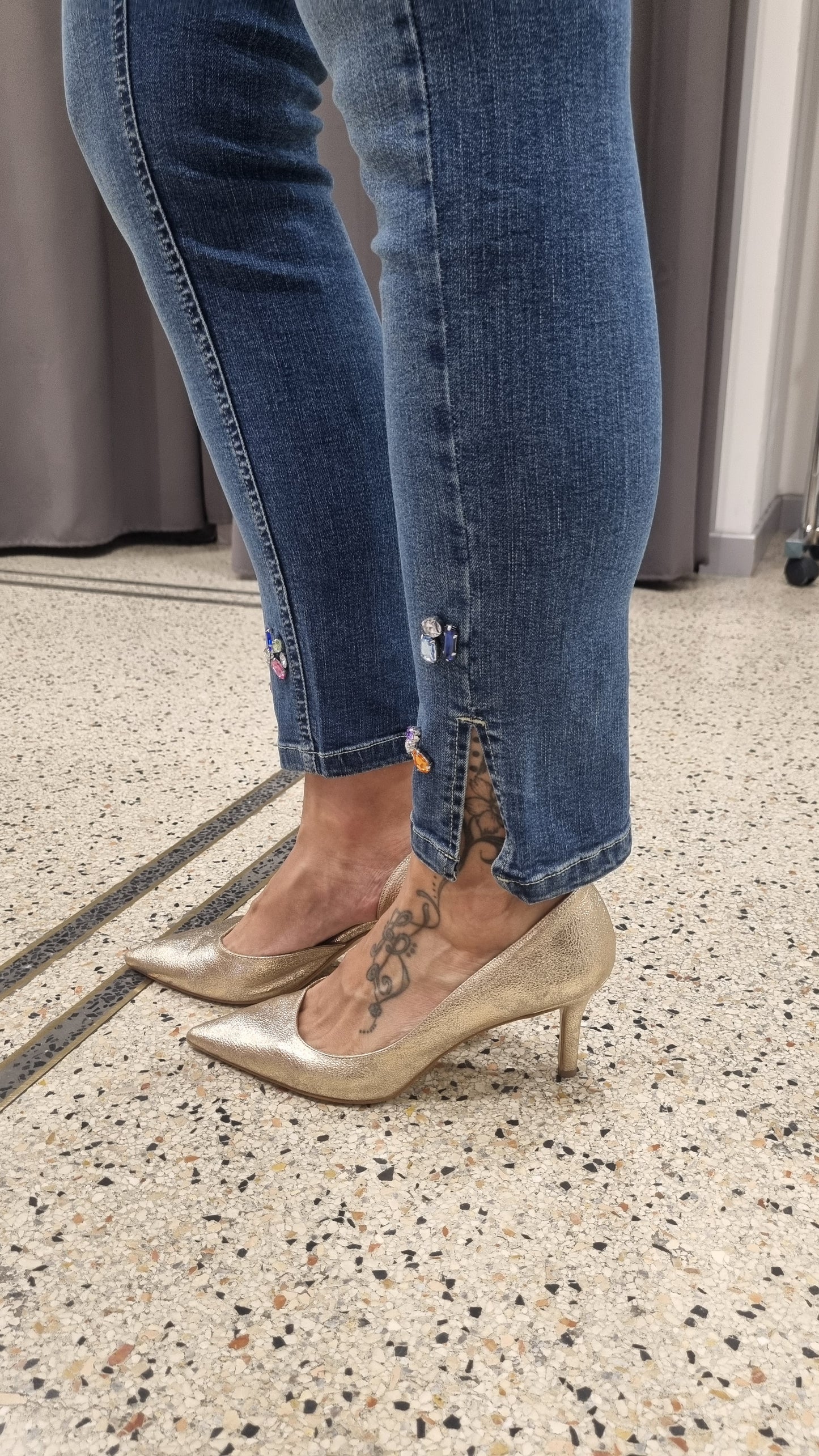 MARKUP Jeans con castoni