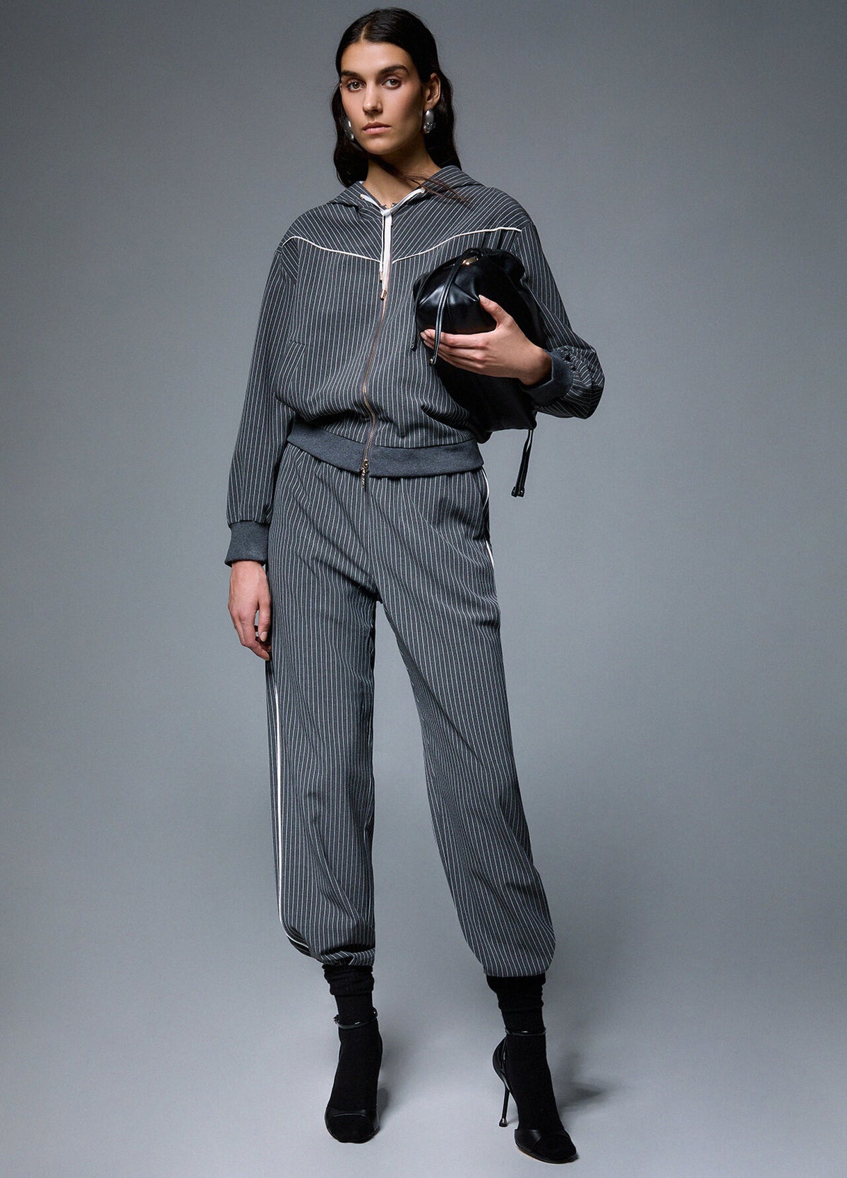LIU JO Pantaloni a palazzo gessati con inserti in pizzo